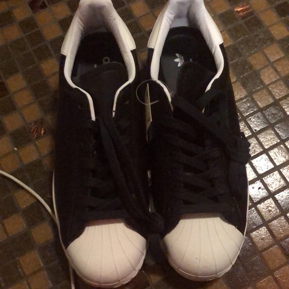 Adidas superstar Woman’s size 8 mens size 7 brand new never been worn . - Picture 3 of 3